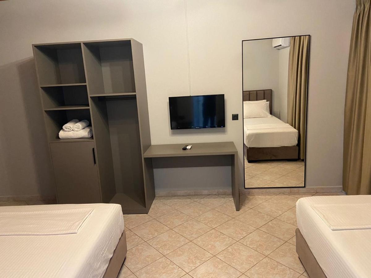 "Hotel Lili" Saranda Dış mekan fotoğraf